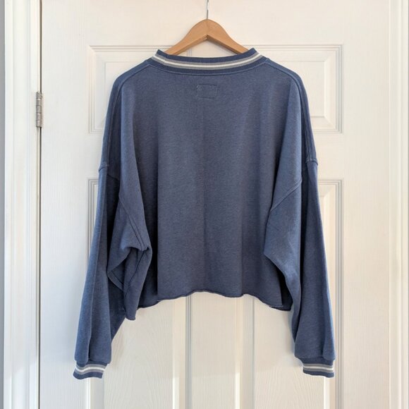 American Eagle graphic sweatshirt blue size large - Picture 2 of 16